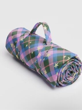 BAGGU Green Star Plaid Puffy Picnic Blanket